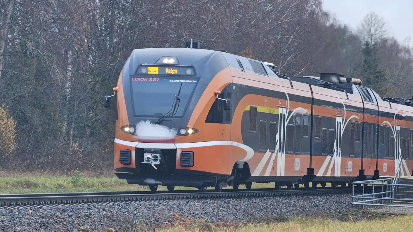 Elroni rongid peaksid õige pea hakkama vurama ka Läti raudteel.