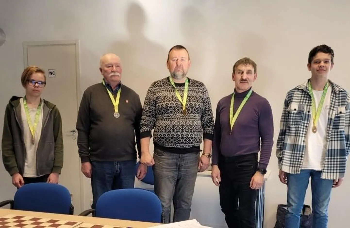 Pildil on vasakult Karl-Eerik Leht, Kalev Pagar, Eino Vaher, Sergei Novikov ja Daniel Kikkas.