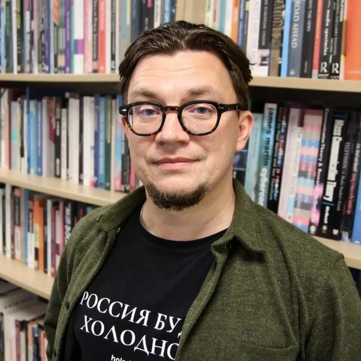 Британский ученый, специалист по теориям заговора и медиаэксперт Илья Яблоков.