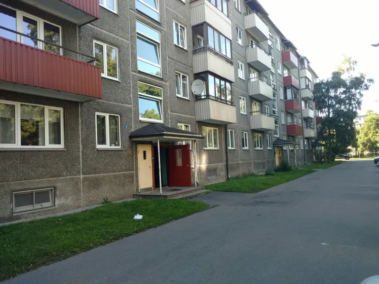 В этом доме сдается однокомнатная квартира за 230 евро.