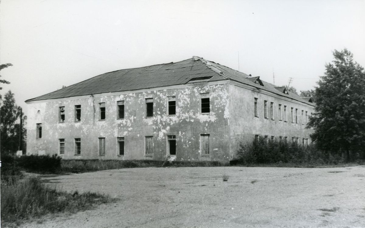 DEJEVO SÕJAVÄEKÜLA: Karujärvele rajati suur sõjaväelinnak ja õppeväljad. Dejevoks nimetati koht ümber 1959. aastal.