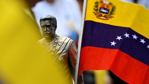 Venecuēlas opozīcija pieprasa prezidenta vēlēšanas