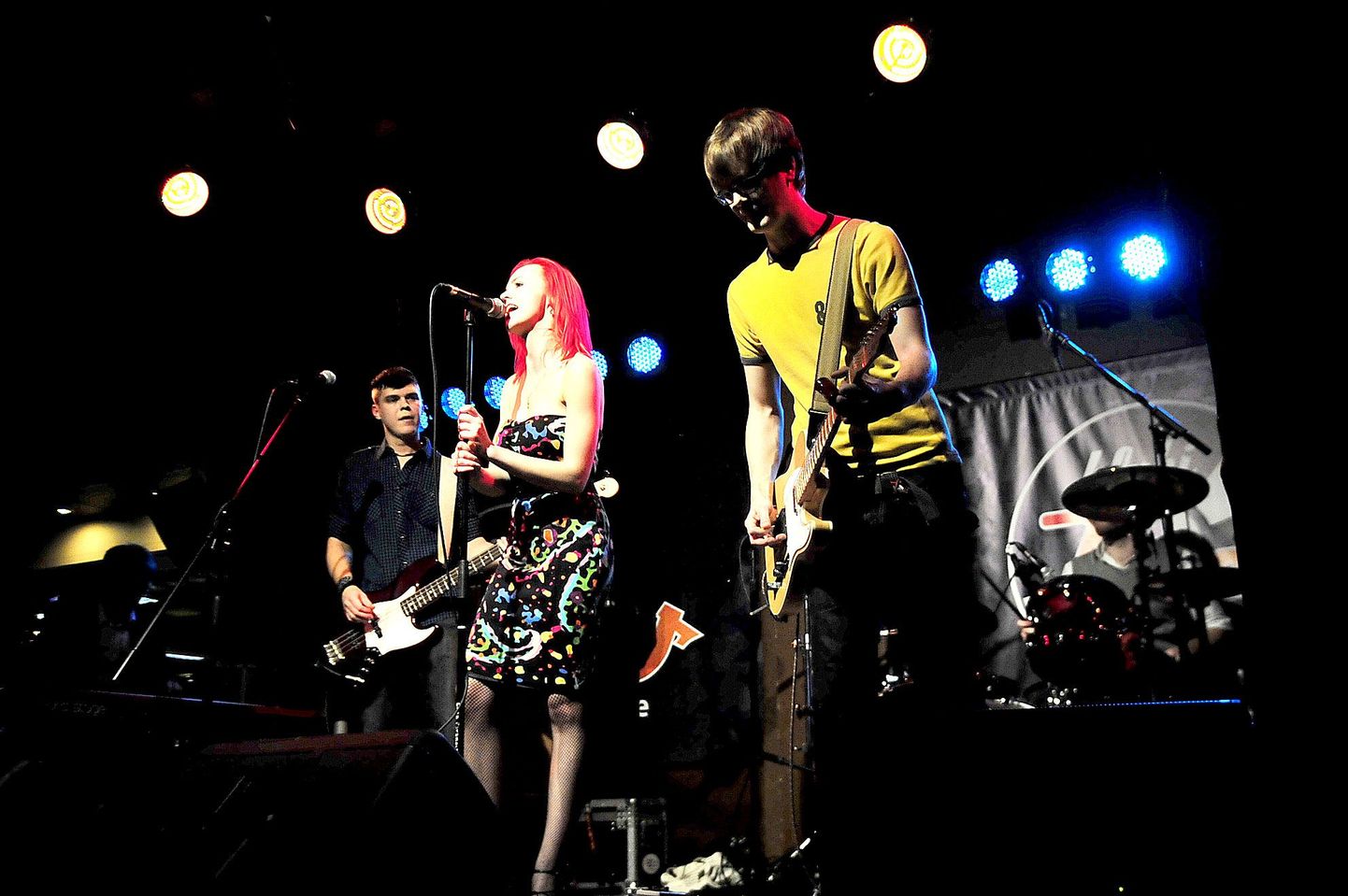 Ansambel Loss Paranoias andis singli ja video  valmimise puhul  esitluskontserdi 8. detsembril  klubis Trehv.