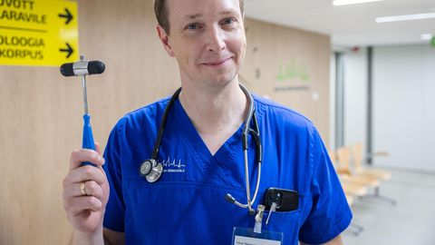 Raamatute edetabelit juhib raamat arstiks õppimise võlust ja valust