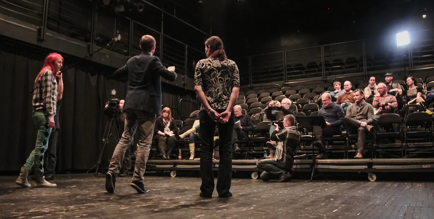 Täna astus Pärnus Endla teatris žürii ette ligi poolsada inimest, kes kandideerivad juuli lõpul avatava Lottemaa tegelaskujudeks.