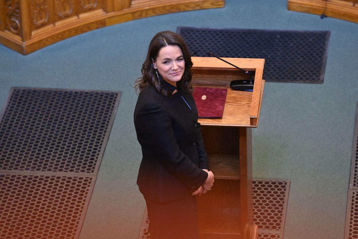 Ungari presidendiks valitud Katalin Nováki täna parlamendis.