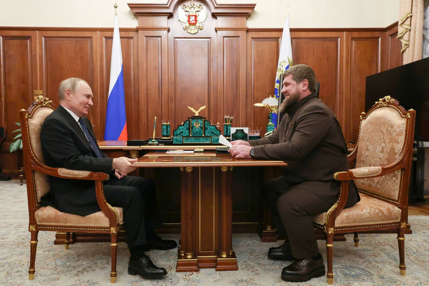 Президент России Владимир Путин и глава Чеченской республики Рамзан Кадыпрв