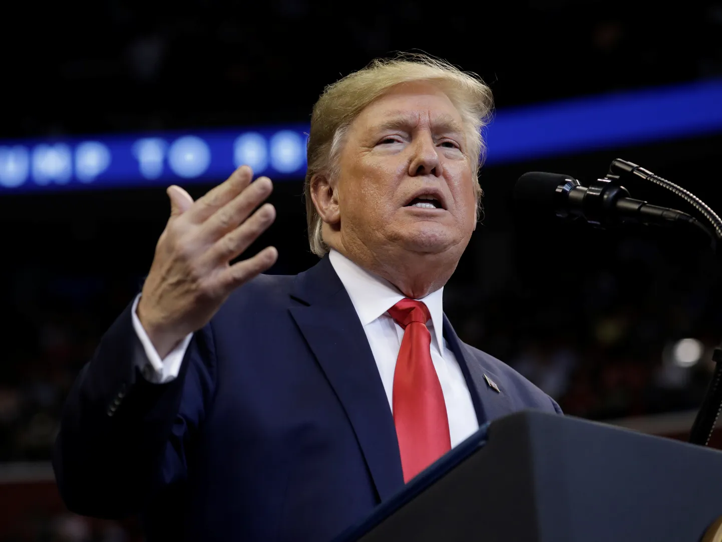 Donald Trump 26. novembril Floridas Sunrise'is kõne pidamas
