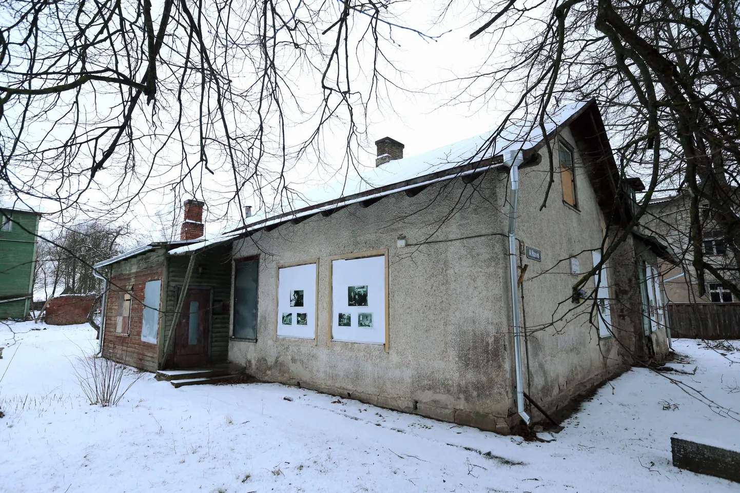 A.Haava tänaval asuv endise riigivanema Jaan Tõnissoni maja, kus elavad juba mõnda aega skvotterid.