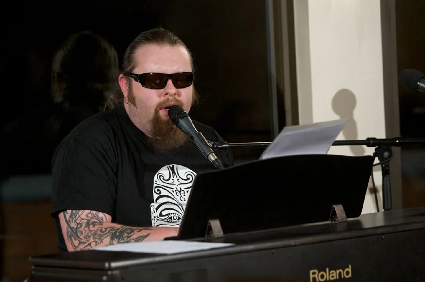 Viljandist pärit muusik Myrakas aitab varjupaiku uudsel viisil.