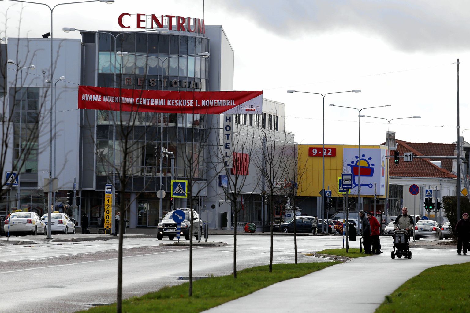 Viljandi Centrumi keskus (pildil) saab juurdeehituse, kuhu tuleb Forum Cinemase kino.