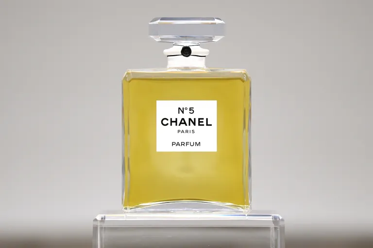 Chaneli kuulus parfüüm No 5
