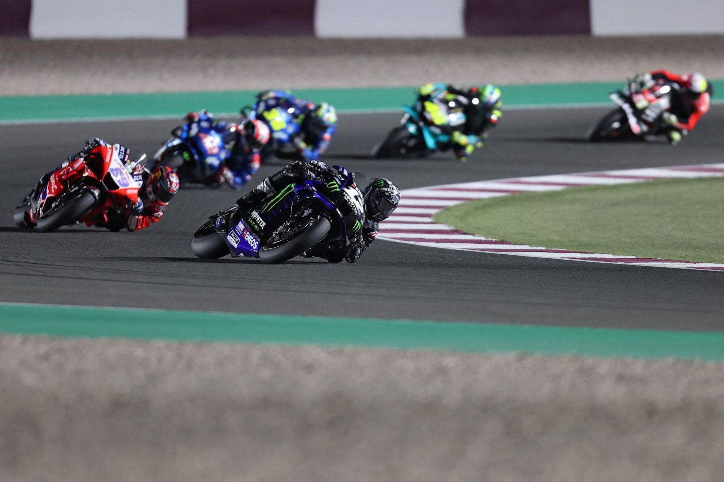 Maveriks Vinjaless MotoGP sacensībās Katarā