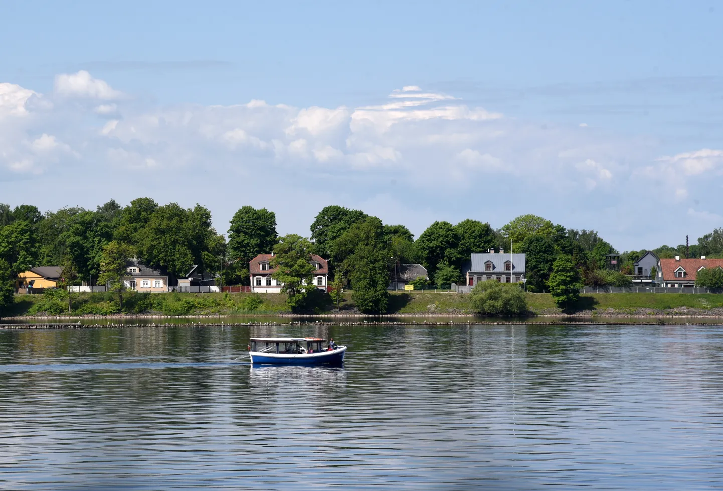 Kuģītis Daugavā.