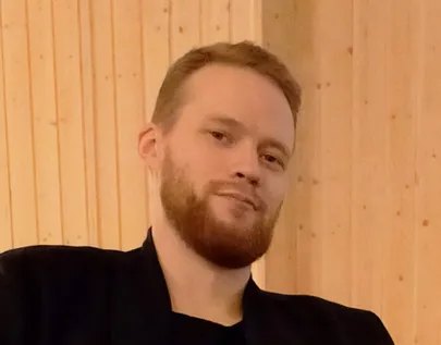 Аап Теппер.