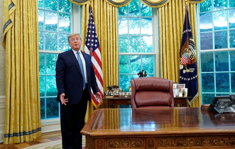 Donald Trump ovaalkabinetis.