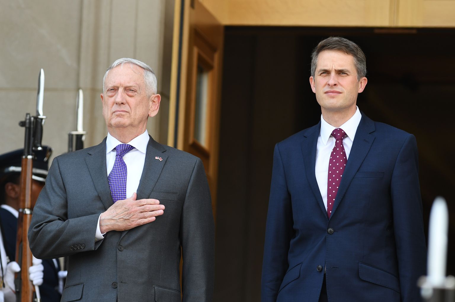 Briti kaitseminister Gavin Williamson teisipäeval Pentagonis koos USA kaitseministri James Mattisega.