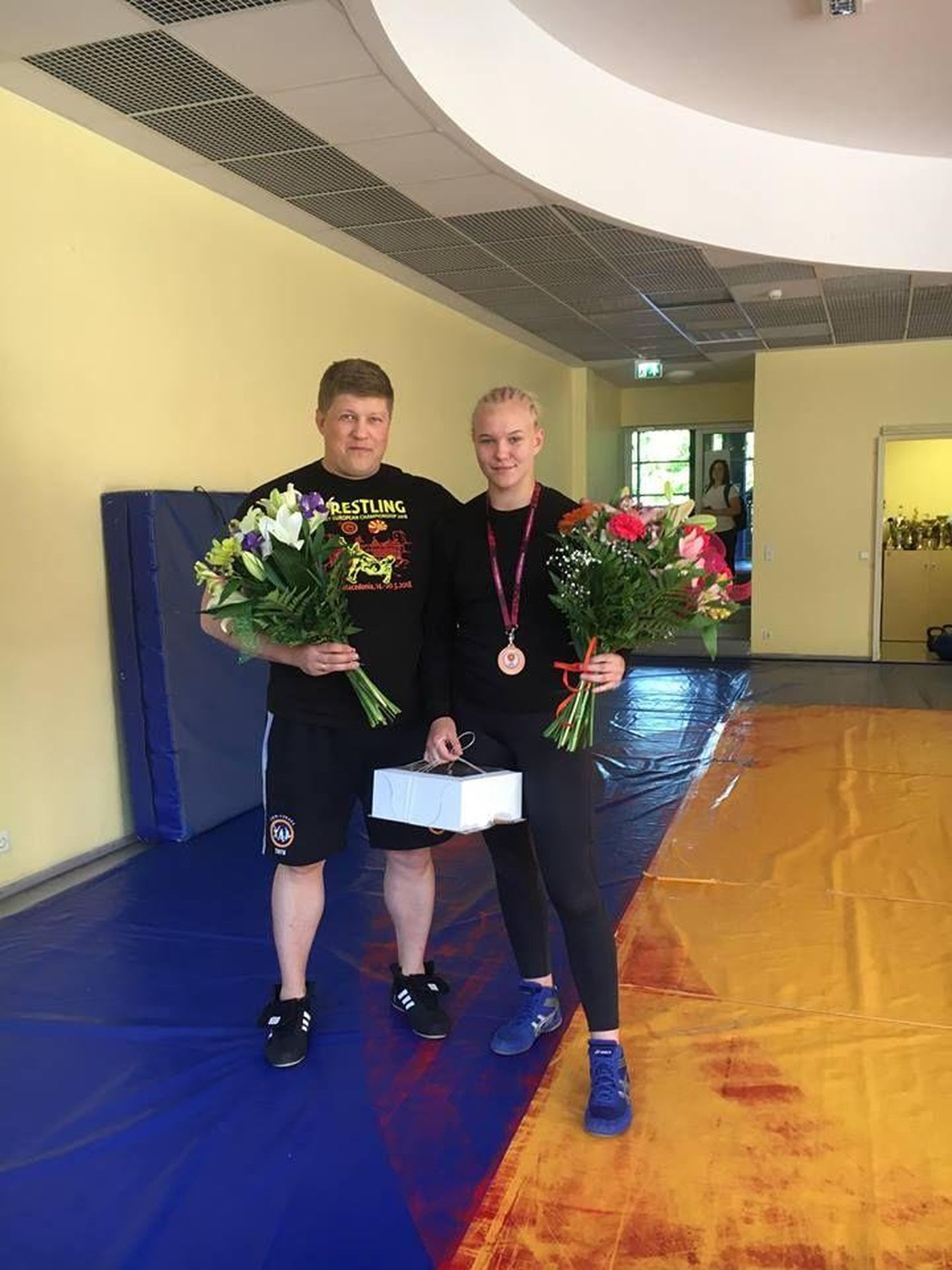 Marta Pajula ja treener Martin Piksar pärast Euroopa meistrivõistlusi.
