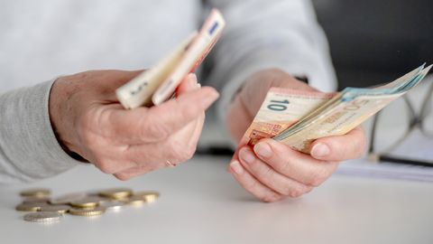 Что нужно изменить в 3-м пенсионном уровне: рекомендации МВФ