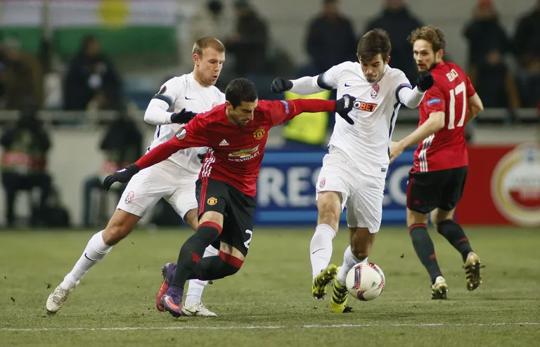 Henrikh Mkhitaryani (vasakult teine) värav aitas Manchester Unitedi võiduni. FOTO: Valentyn Ogirenko /Reuters