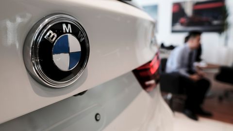 Видео: в Германии загорелся завод BMW