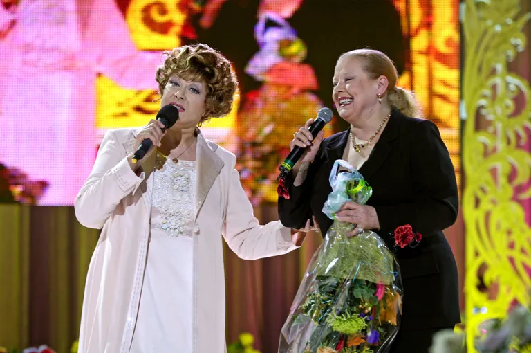 Людмила Сенчина (справа) и Эдита Пьеха