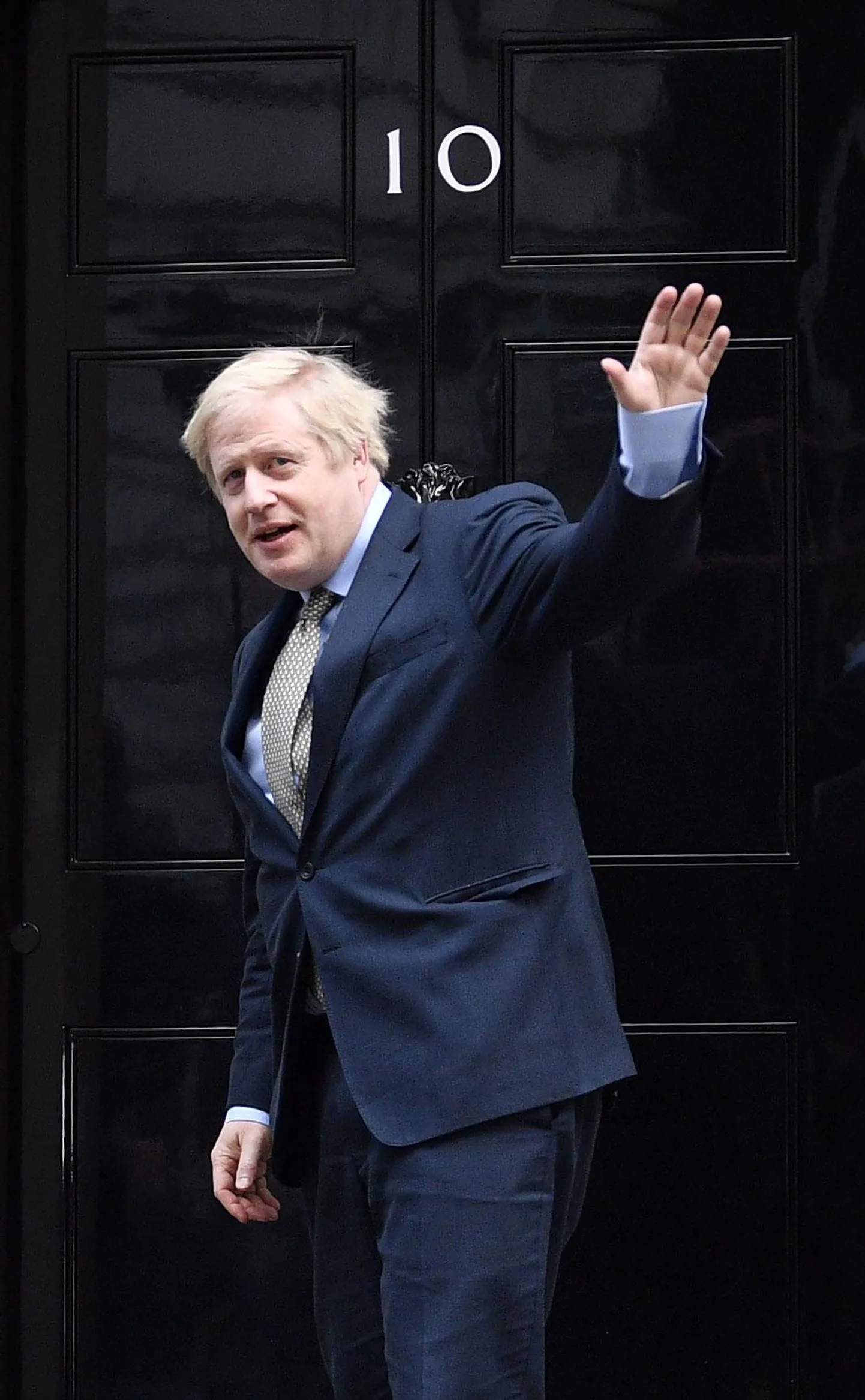 Boris Johnsoni käed-jalad saavad olema tööd täis majanduse ja Šotimaaga. Nende väljakutsetega toimetulekuks on vältimatult vajalik ohverdada osa rahvusvahelisest mõjust.