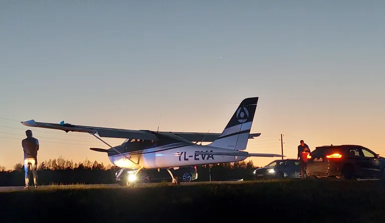 A Tecnam P2008 JC two-seater aircraft makes an emergency landing on the Tallinn highway near Adaži.