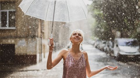 Pirmdien daudzviet Latvijā gaidāms īslaicīgs lietus