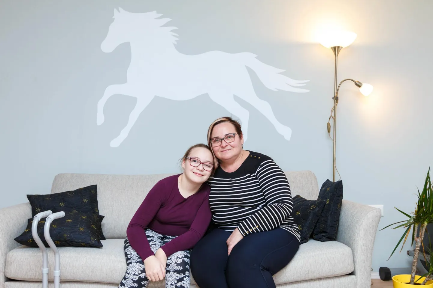 Kelly ema Marina Klaus unistab päevast, mil tütar omaenda jalgel kõndima hakkab.