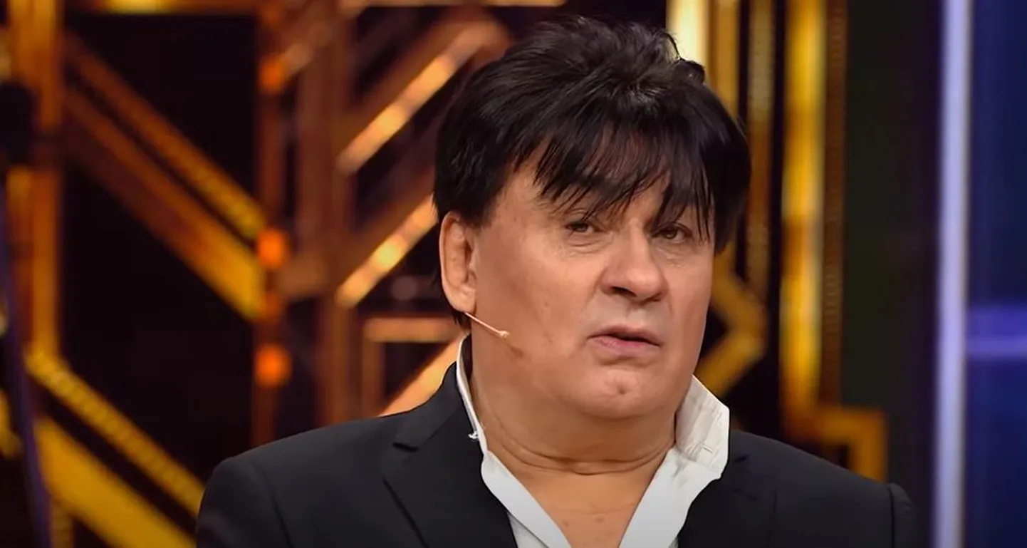 Александр Серов