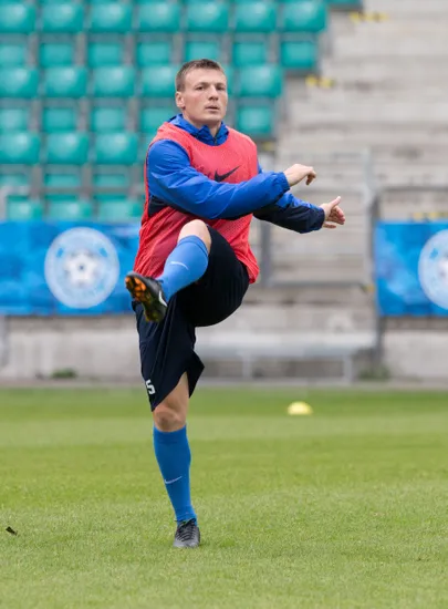Dmitri Kruglov tõmbas Levadia särgi asemel selga Infoneti oma. FOTO: