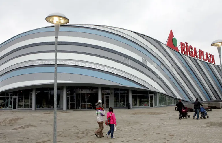 Торговый центр моды и развлечений Rīga Plaza