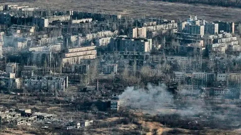Авдеевка — точнее то, что от нее осталось — перешла под контроль России
