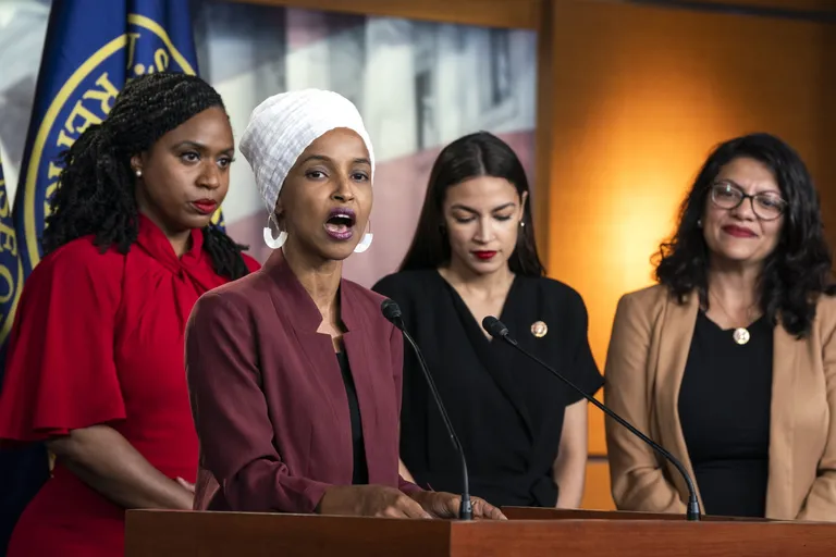 Trumpi rünnaku ohvriks langenud demokraadid. Vasakult: Ayanna Pressley, Ilhan Omar, Alexandria Ocasio-Cortez ja Rashida Tlaib.