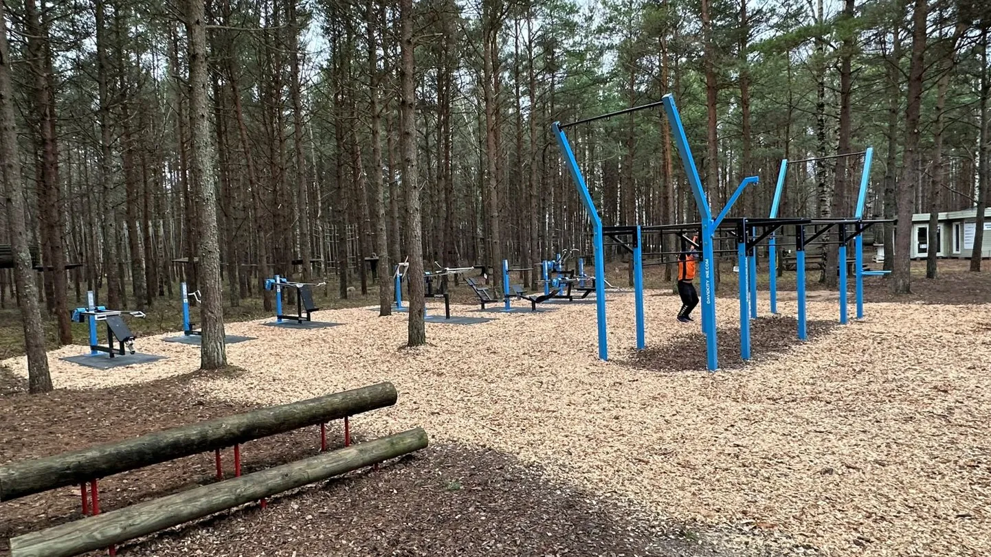 tervisepargi välijõusaal