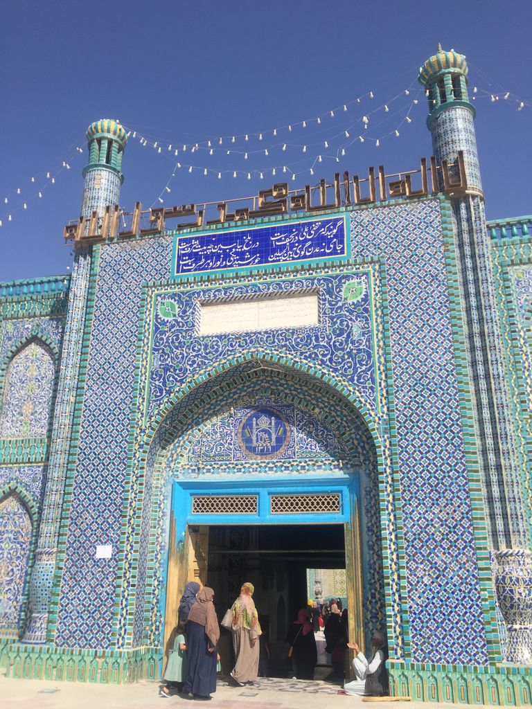 Голубая мечеть Мазар-и-Шарифа