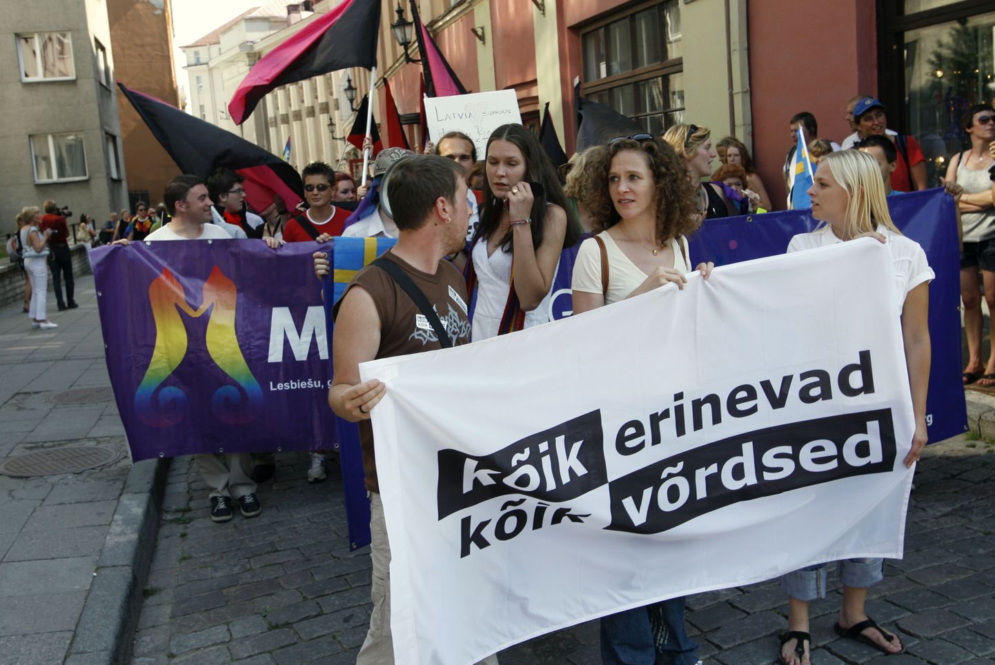 Uue Eesti seksisaate salvestusel uuritakse, mis toimub Eestis teki all.