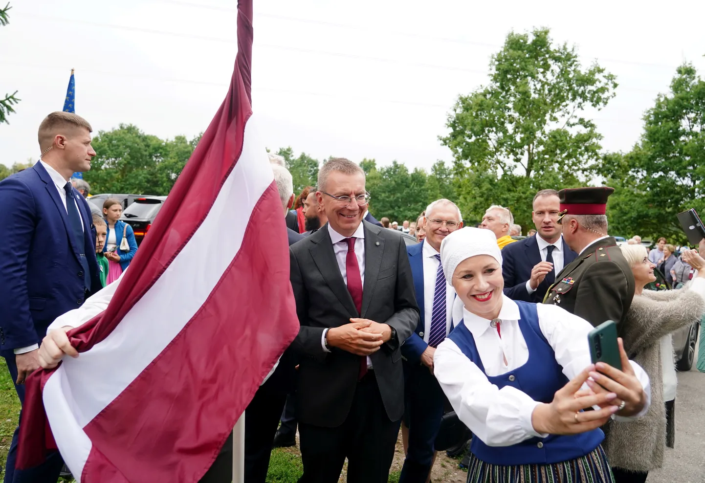 Baltijas ceļa 35. gadadienai veltīts pasākums Pasvalē