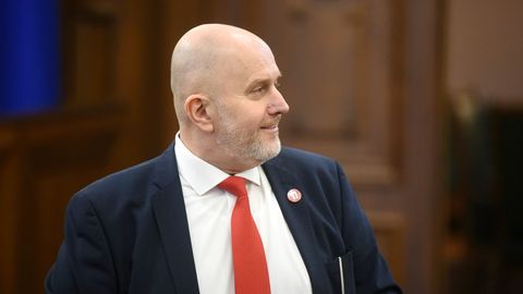 Pērn deputāta Zivtiņa lielāko ienākumu daļu veidojusi alga Saeimā