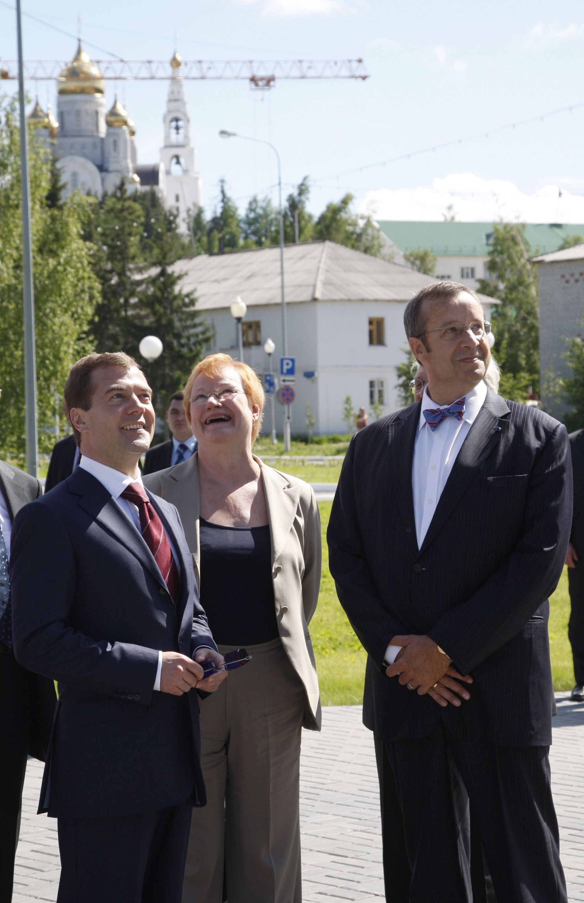 Venemaa president Dmitri Medvedev, Soome riigipea Tarja Halonen ja Eesti president Toomas Hendrik Ilves.