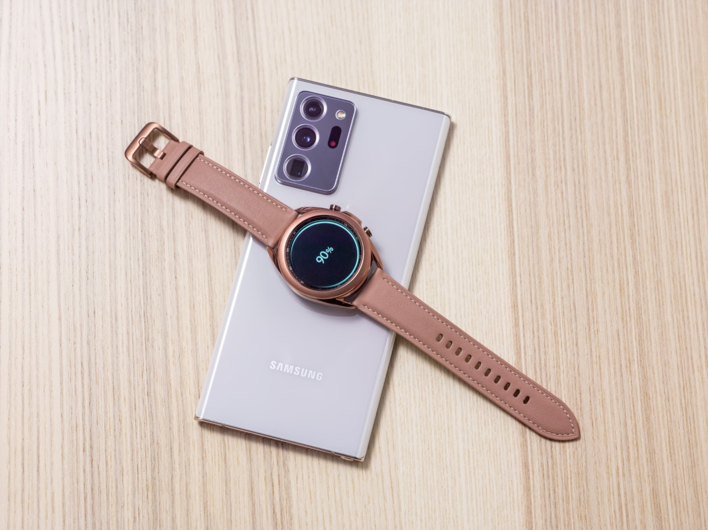 Новые смарт-часы Galaxy Watch3.