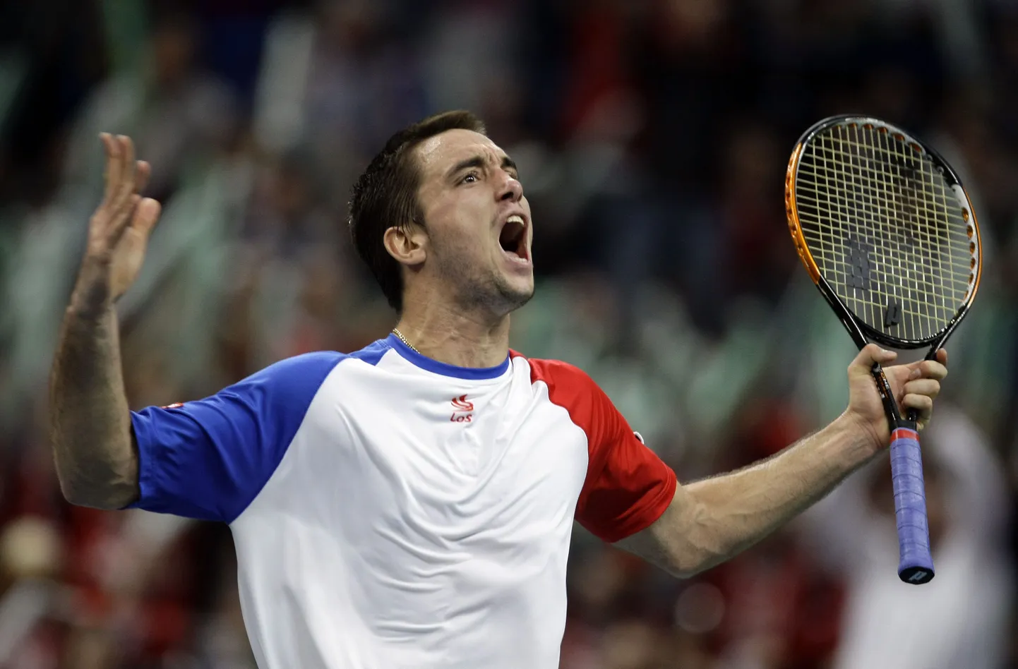 Viktor Troicki kindlustas Serbiale ajaloolise võidu.