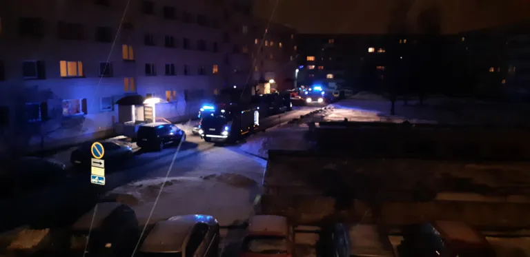 Pärnus Mai tänaval tekitas seina vahele pääsenud säde põlenguohu.