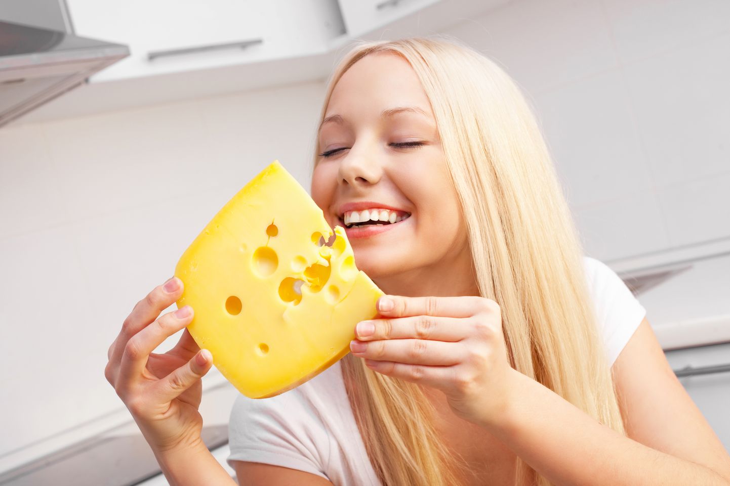 Оказывается, сыр вызывает привыкание. Иллюстративное фото