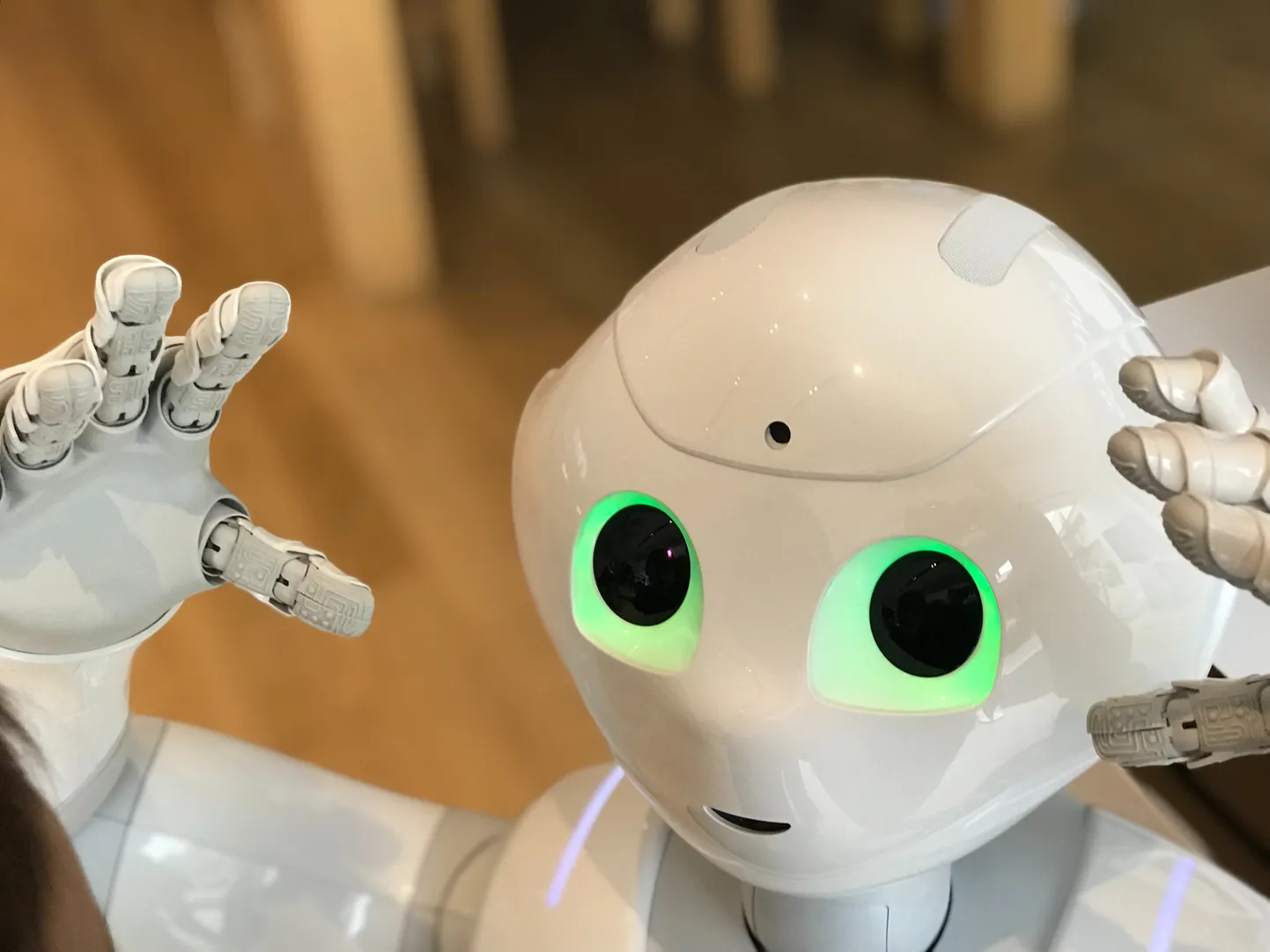 Aina aplamaks muutuvad kõnerobotid tahavad nüüd aina rohkem andmeid, sest senistest enam ei piisa. Pilt nunnust robotist on illustratiivne.