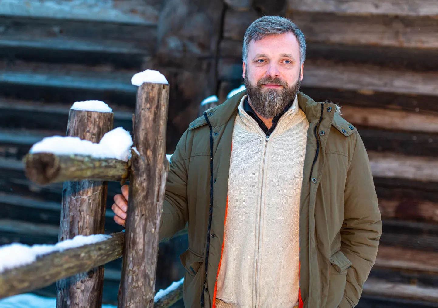 Enne maanteemuuseumi juhtimist töötas Ivo Posti Setomaa muuseumide direktorina.