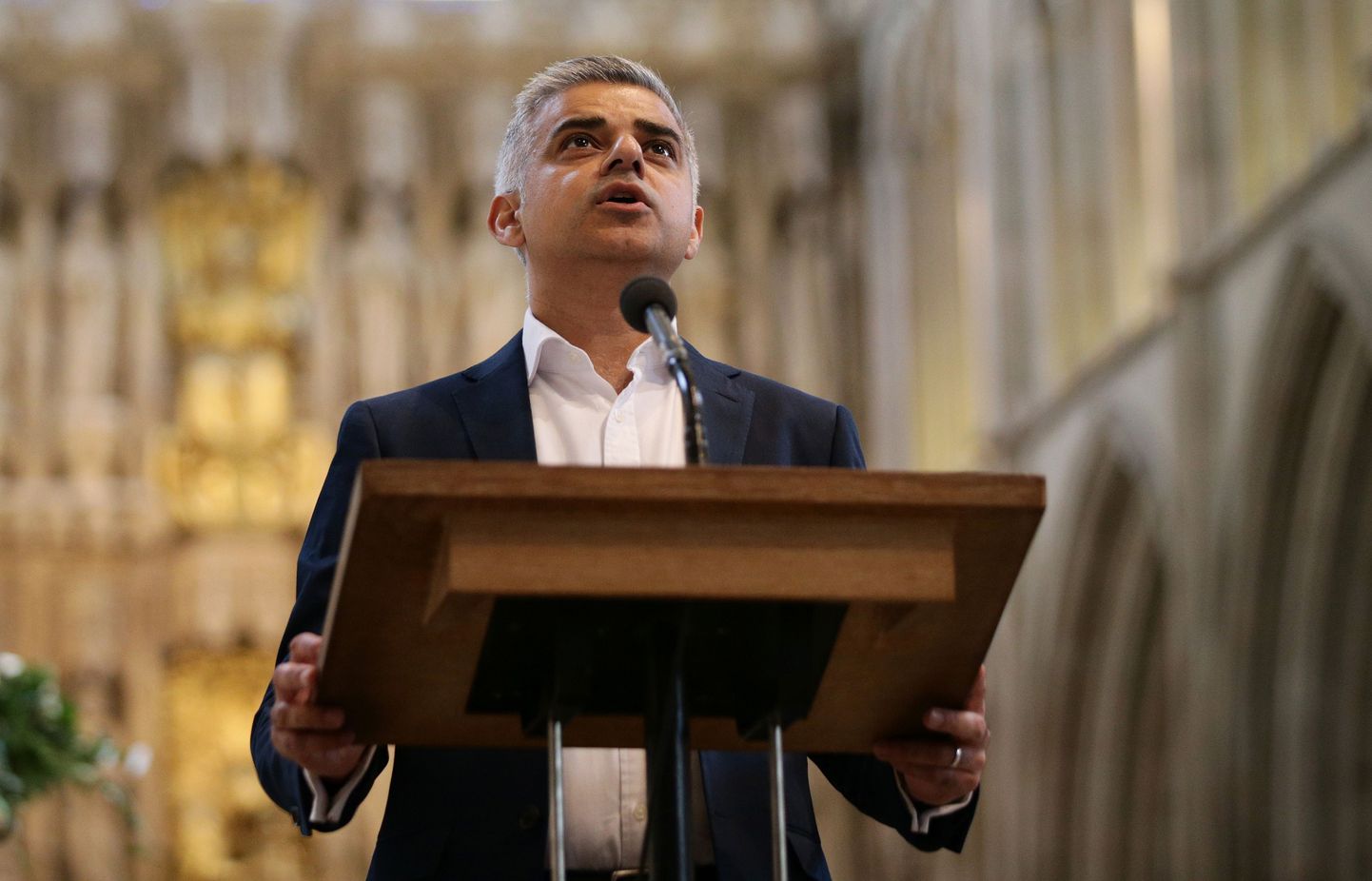 Sadiq Khan linnapeaks vannutamistseremoonial Londonis