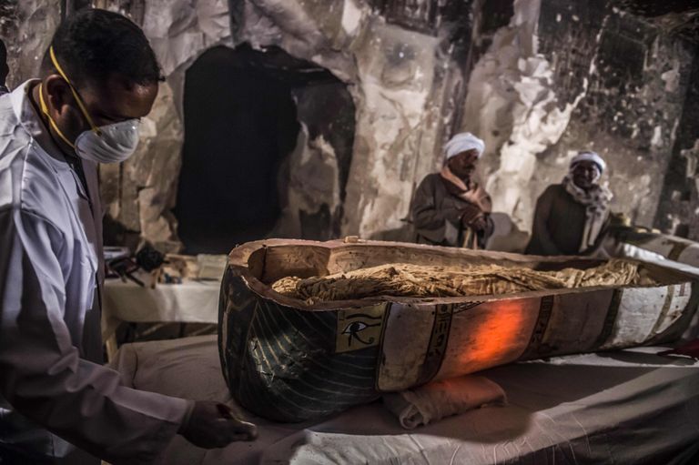 Egiptuses avati sarkofaag esmakordselt rahvusvahelise meedia ees
