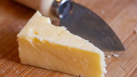 Saksa politseinik vallandati juustu varastamise eest
